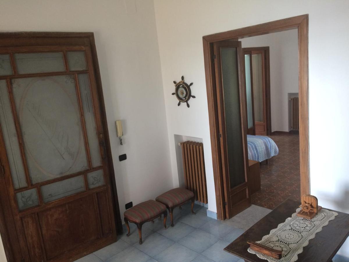 The Reef House Bed and Breakfast Pozzuoli Esterno foto